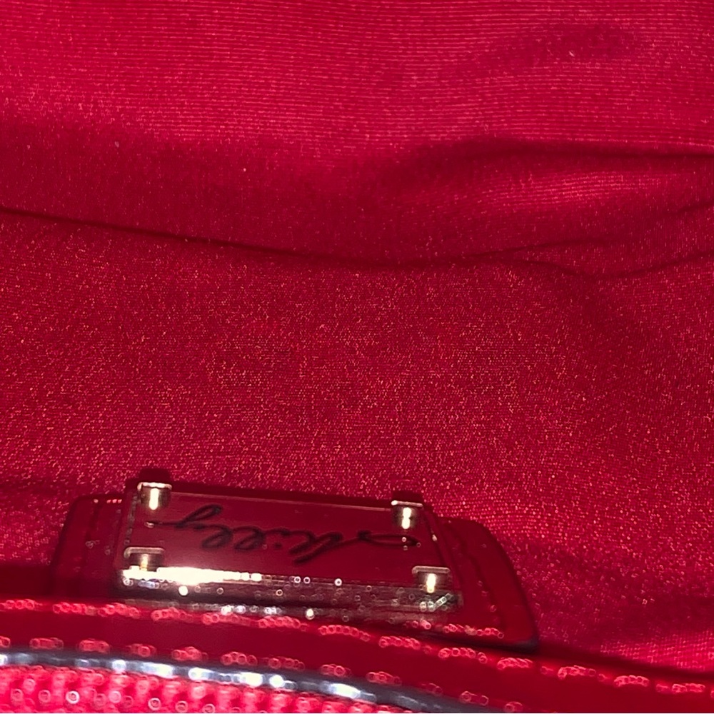 Milly Red Handbag - Picture 8 of 9